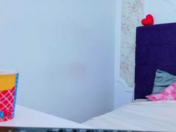 RaysaDrake webcam model stream image