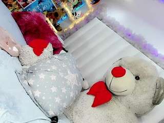 cute-estefany webcam model stream image