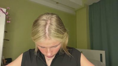 LindseyWatah webcam model stream image