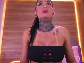 karla-011 webcam model stream image