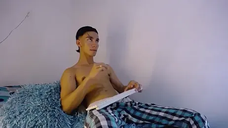 BabyAndy_ webcam model stream image