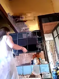 DommePoleDance webcam model stream image