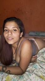 Riirii93 webcam model stream image