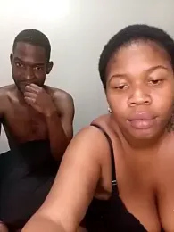 Zura_Sonsu webcam model stream image