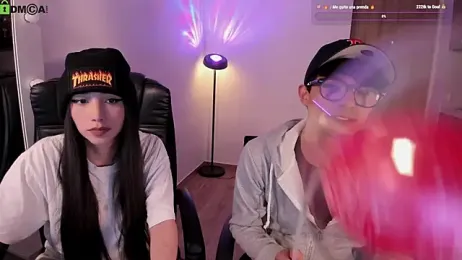 Mikeyvioleta_ webcam model stream image