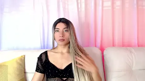 brihanna-young webcam stripchat model stream image