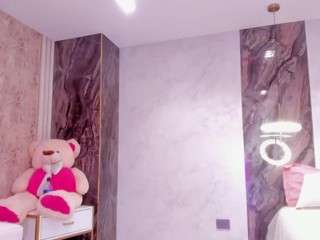 lenathompson webcam camsoda model stream image