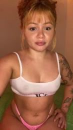 Isisbennett webcam model stream image