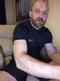 Andrewjames8391 webcam model stream image