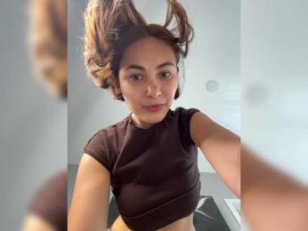 Talilia webcam bongacams model stream image