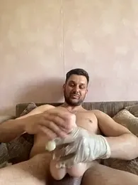 MaeltraJoy webcam model stream image