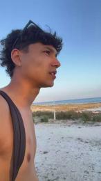 TyrooneDE webcam cam4 model stream image