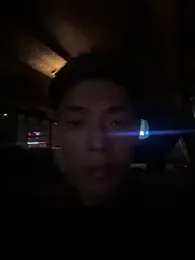 Yooo17 webcam model stream image