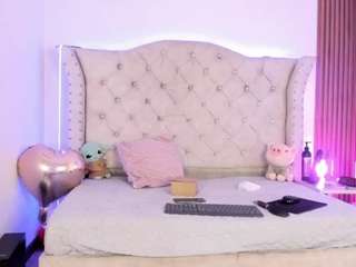 eva-walker webcam model stream image