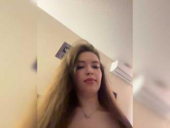 YourLadyyy webcam bongacams model stream image