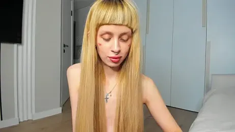 FlowerOfSin2001 webcam model stream image