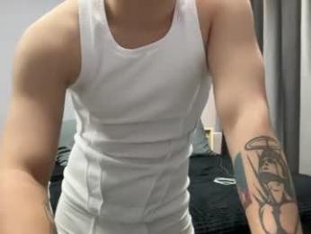 maxwoolf webcam model stream image