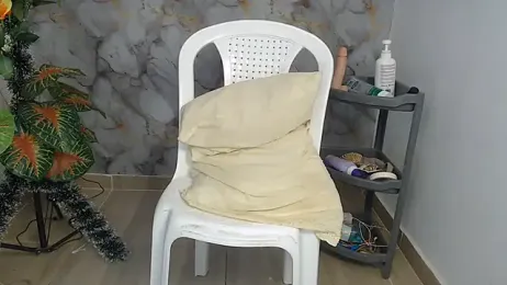 brown_halos webcam model stream image