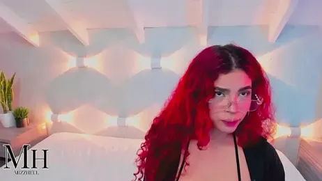 MizzHell webcam model stream image