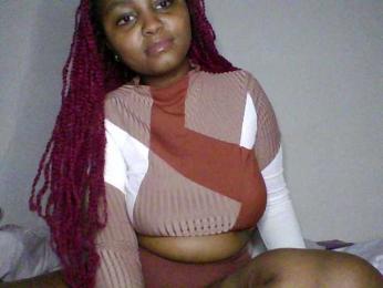 Prettyval webcam model stream image