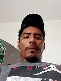 Aqua2312 webcam model stream image