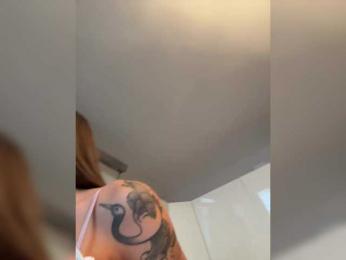 Roxysh webcam bongacams model stream image