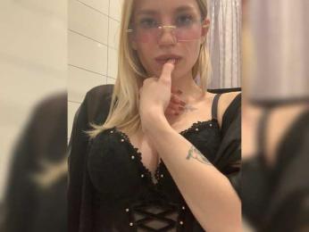 Alisabe webcam model stream image