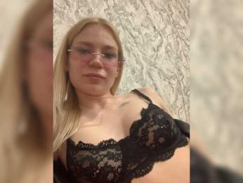 Alisabe webcam model stream image