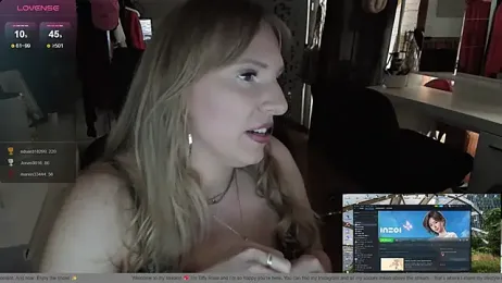 TiffyRose webcam stripchat model stream image