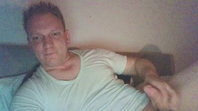 Mickxll webcam model stream image