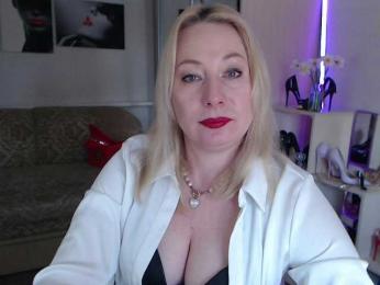 MistressMilfa webcam bongacams model stream image