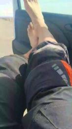 julespons08 webcam cam4 model stream image