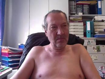 HMStraps01 webcam model stream image