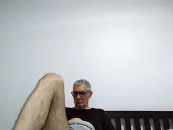 BIGUNCUTHARDCOCK webcam model stream image