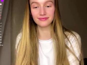 antionettepulgarin webcam chaturbate model stream image