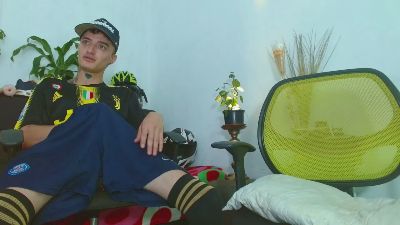 Skinny23cm webcam cam4 model stream image