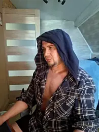 Foxyshaved webcam stripchat model stream image