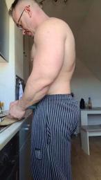 yumyum18 webcam cam4 model stream image