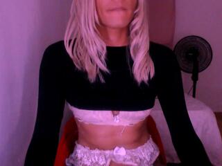 Nina Queen webcam flirt4free model stream image