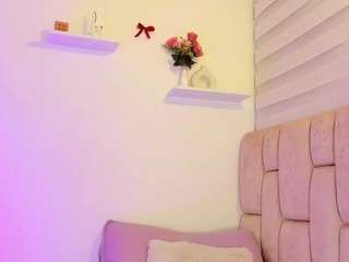 ilianaphoenix webcam camsoda model stream image