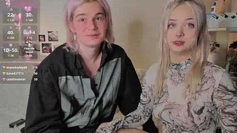 SweetheartsFriends webcam model stream image