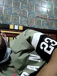 BeardKingo webcam stripchat model stream image