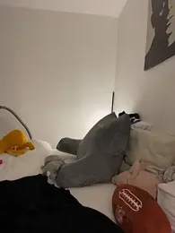 EllyNora webcam model stream image