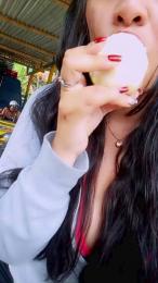 Lindafox99 webcam model stream image