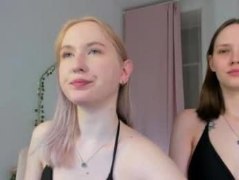 lisaluve webcam model stream image