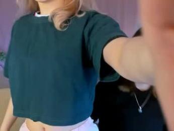 lisaluve webcam chaturbate model stream image