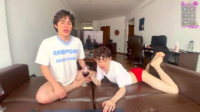 Ne0on webcam model stream image