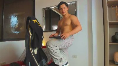 Julian_wallace webcam model stream image