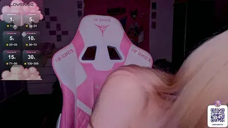 Milia_Parker webcam model stream image