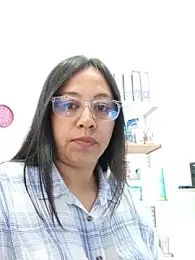 Violeta-Stationery_7 webcam model stream image